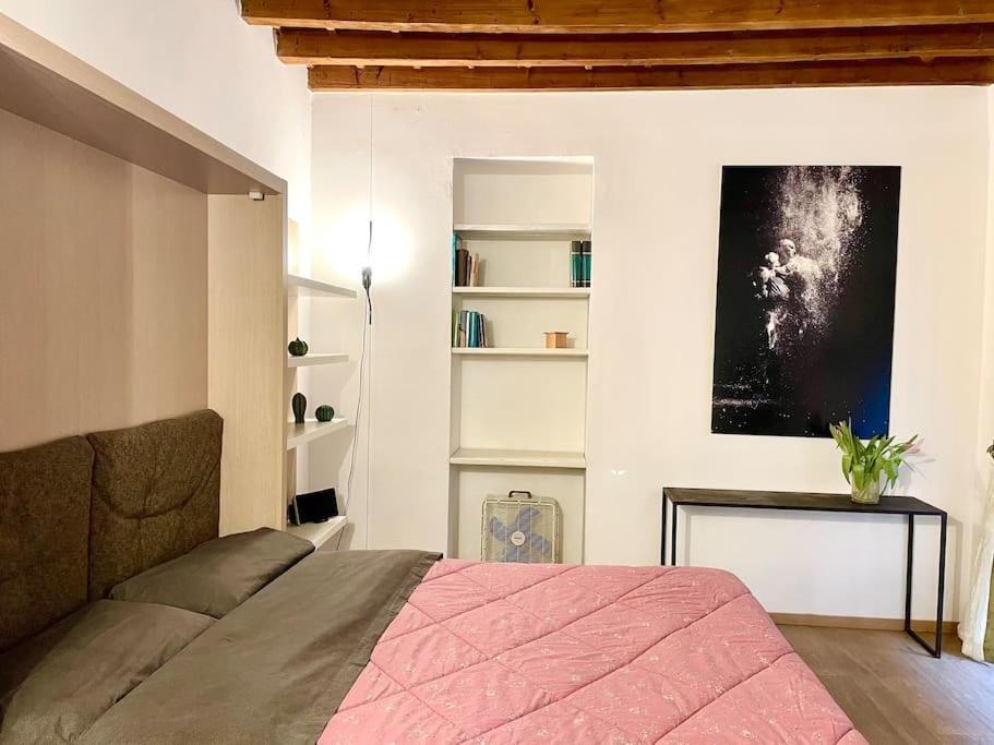 Design Studio Centro Storico Apartment Милано Екстериор снимка